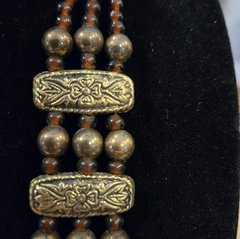 Elegant Brown and Gold Beaded Necklace